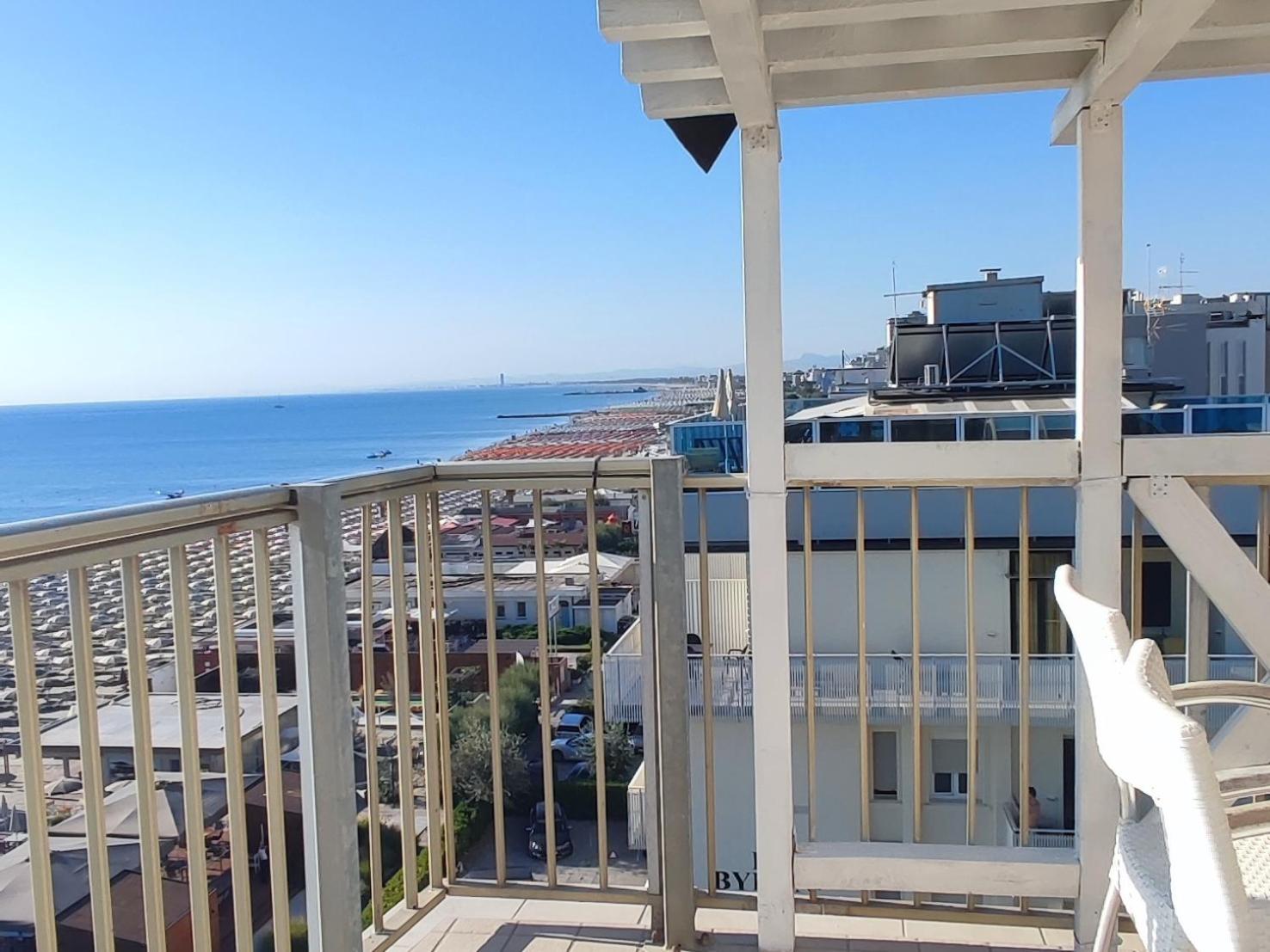 Hotel Negresco Milano Marittima Esterno foto