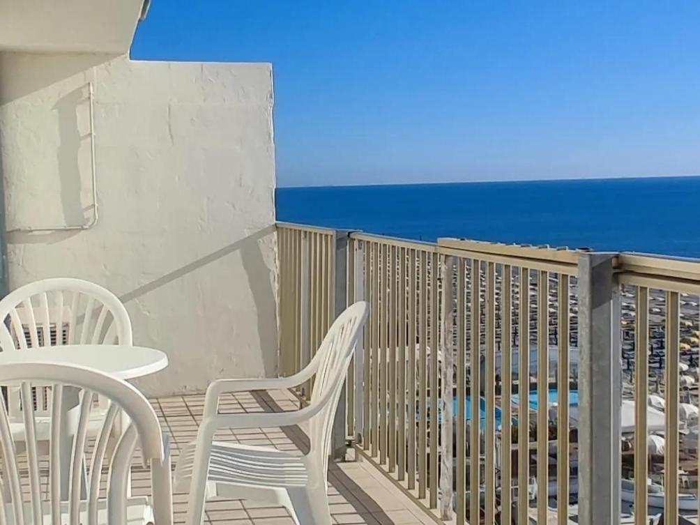 Hotel Negresco Milano Marittima Esterno foto