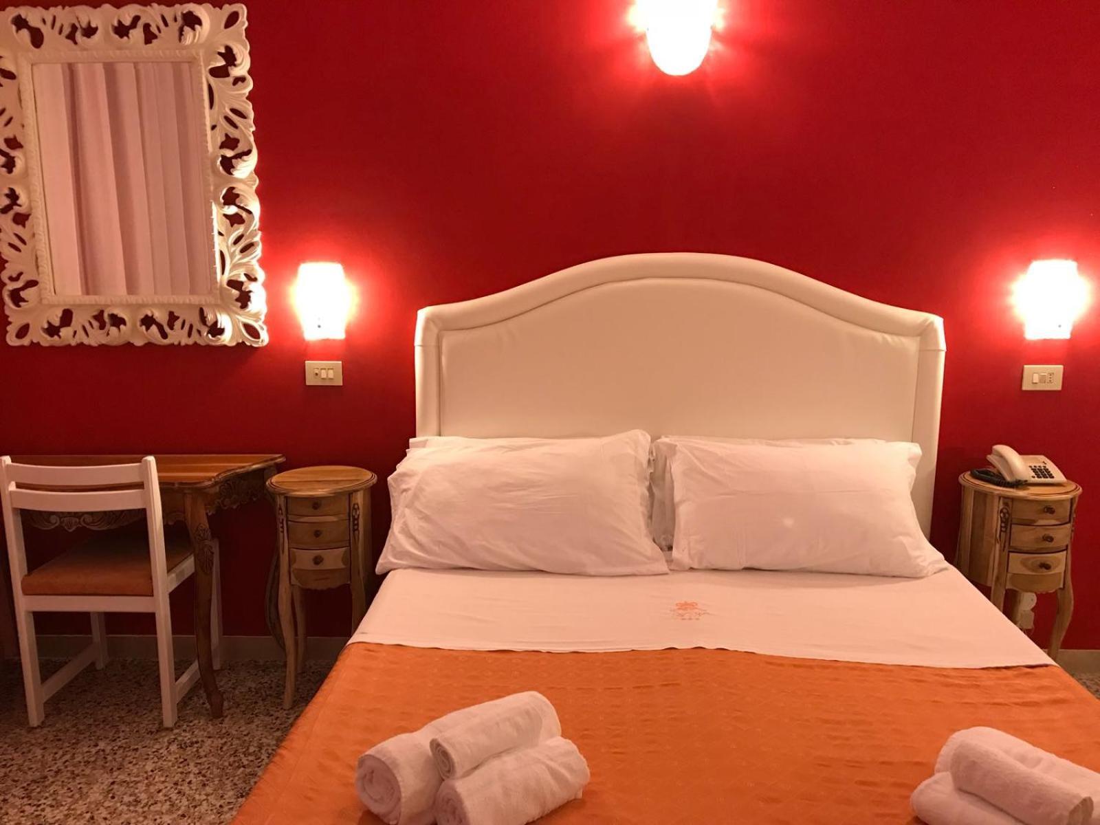 Hotel Negresco Milano Marittima Esterno foto