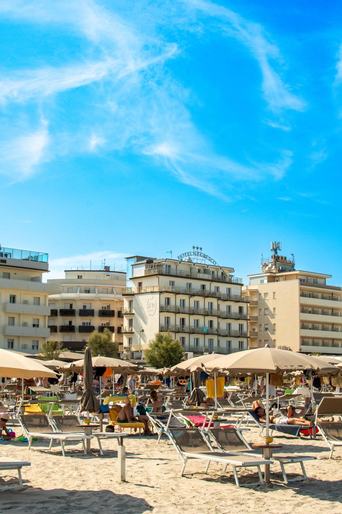 Hotel Negresco Milano Marittima Esterno foto