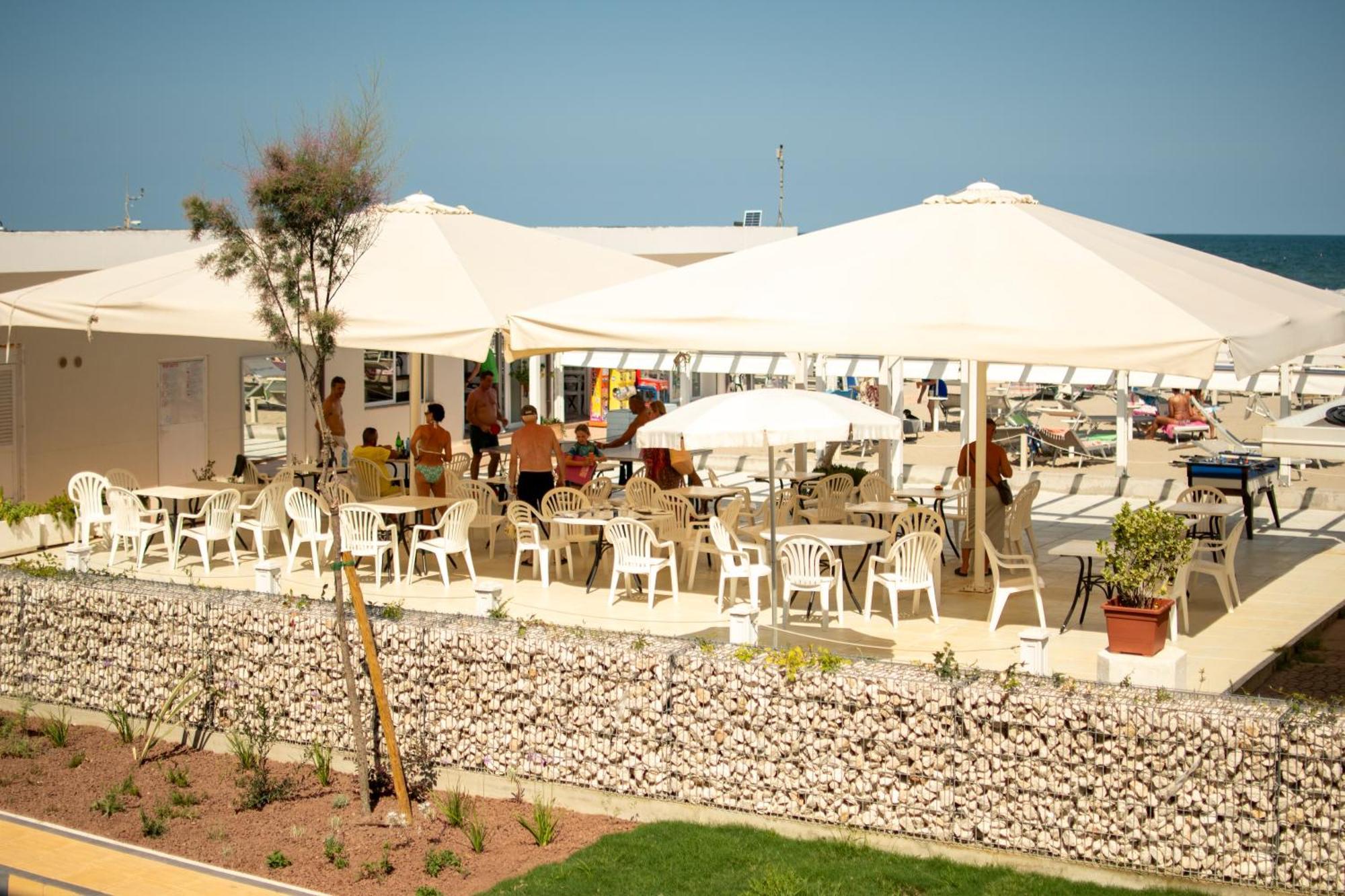 Hotel Negresco Milano Marittima Esterno foto