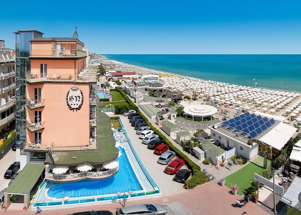 Hotel Negresco Milano Marittima Esterno foto